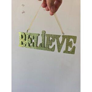Glitter believe ornament sign Xmas green sparkle shabby‎ chic
